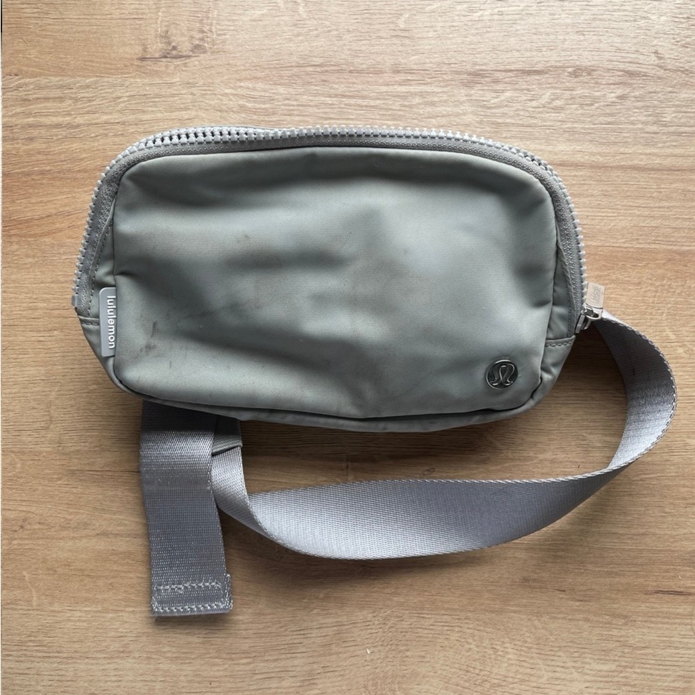 Lululemon Fanny pack